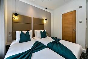 Queens Park Premier London Hyde Park