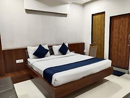 Hotel Ten Eleven Grand