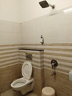 Hotel Ten Eleven Grand