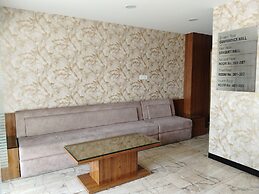 Hotel Ten Eleven Grand