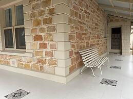 Country Style Louisa - Gawler