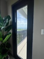 Executive 1BR One Manchester Place