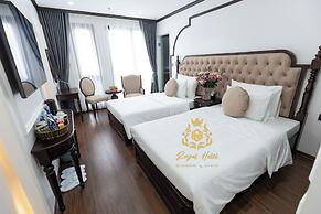 Royal Hotel Me Tri Ha