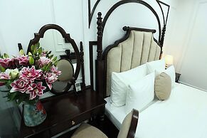 Royal Hotel Me Tri Ha