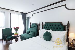 Royal Hotel Me Tri Ha