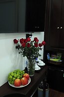 Royal Hotel Me Tri Ha