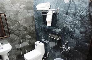 ShriGo Hotel Pushpa Residency