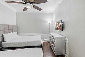 5049 Shoreway Loop #203