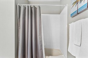 5049 Shoreway Loop #203