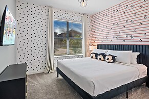 8925 Play Through Drive