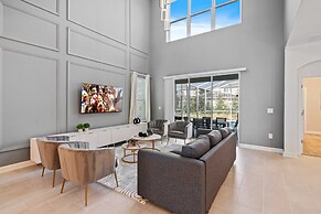 8925 Play Through Drive