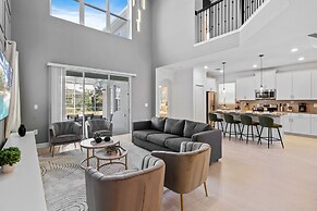 8925 Play Through Drive