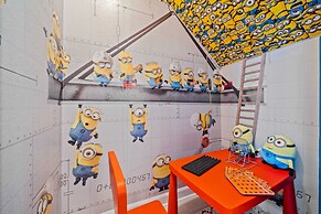 8925 Play Through Drive