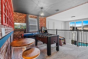 8925 Play Through Drive