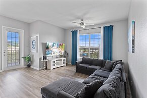 5037 Shoreway Loop #408