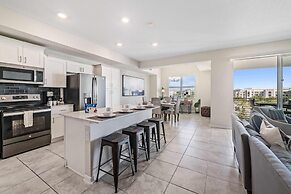 3150 Paradox Circle #406