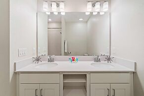 3150 Paradox Circle #406