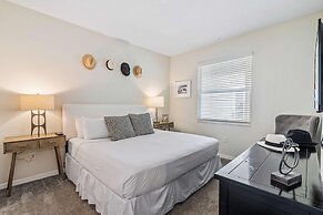 3150 Paradox Circle #406