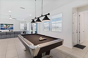 8911 Tropical Haven Court