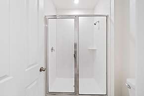 8911 Tropical Haven Court