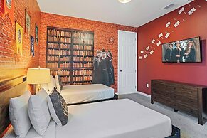 8911 Tropical Haven Court