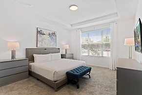 8911 Tropical Haven Court