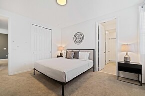 8911 Tropical Haven Court