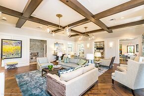 8911 Tropical Haven Court