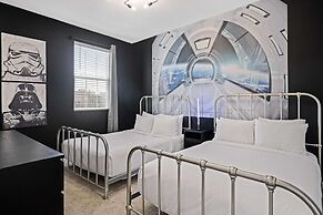 8911 Tropical Haven Court