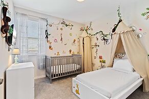 8911 Tropical Haven Court