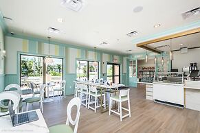 8911 Tropical Haven Court