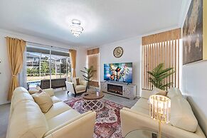 8937 Play Through Drive