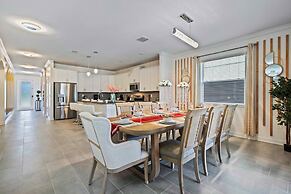 8937 Play Through Drive