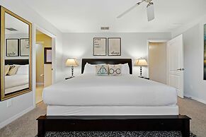 8953 Candy Palm Road