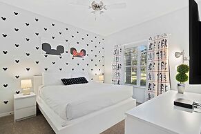 8953 Candy Palm Road