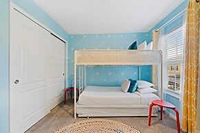 8953 Candy Palm Road