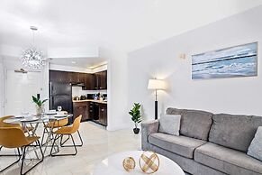 7601 Canada Avenue #502