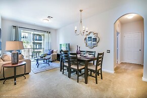 Cozy Vista Cay Condo, Right Next to Clubhouse!