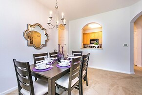 Cozy Vista Cay Condo, Right Next to Clubhouse!