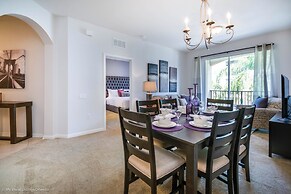 Cozy Vista Cay Condo, Right Next to Clubhouse!