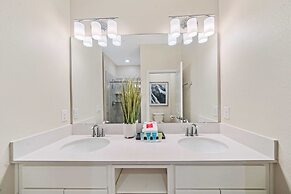 3141 Paradox Circle #406