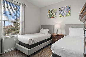 4802 Cayview Avenue #308