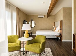 Hotel Ter Zand - Handwritten Collection