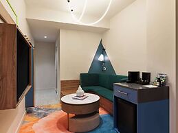 The Clarence Hotel Sydney