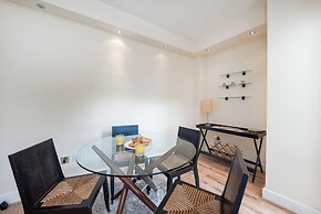 Chelsea By Capital CC 724