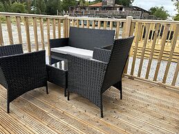 Tranquil Lodge Retreat in Preston Countryside