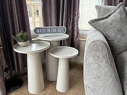 Tranquil Lodge Retreat in Preston Countryside