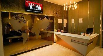 Familia Hotel and Banquets