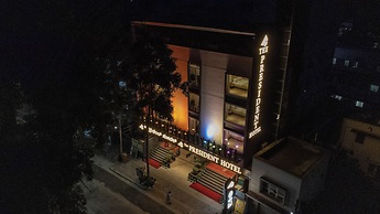 The President Hotel Kumara Park