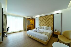 The President Hotel Kumara Park